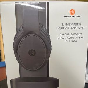 Headrush wireless headphones